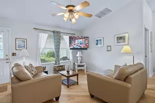 9671 SE 168th Maplesong Ln, The Villages, FL 32162 - Photo 6