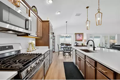 6649 Tammy Lane, The Villages, FL 34762 - Photo 8