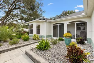 515 Loma Paseo Dr, Lady Lake, FL 32159 - Photo 2