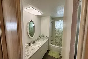 28 Harbor Oaks Dr, Fruitland Park, FL 34731 - Photo 22