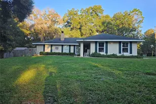 5925 SE 165th Ct, Ocklawaha, FL 32179 - Photo 1