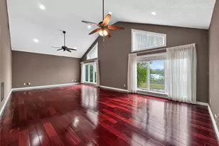 1910 College Park Dr, Tavares, FL 32778 - Photo 52