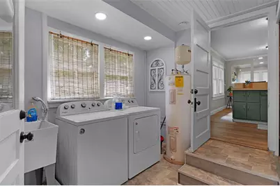 111 E McClendon Street, Lady Lake, FL 32159 - Photo 28