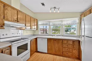 3006 Rainbow Rd, Tavares, FL 32778 - Photo 18