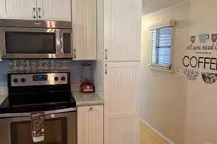 1003 Vermont Ave, Lady Lake, FL 32159 - Photo 20