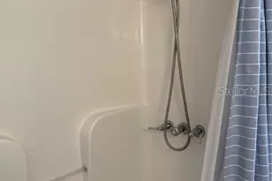 1003 Vermont Ave, Lady Lake, FL 32159 - Photo 28