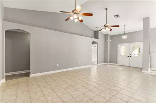 2026 Oakbend Dr, Eustis, FL 32726 - Photo 10