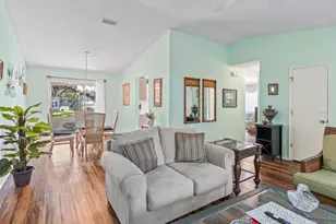 304 San Marino Dr, The Villages, FL 32159 - Photo 14