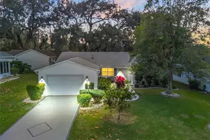 304 San Marino Dr, The Villages, FL 32159 - Photo 2