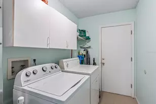 304 San Marino Dr, The Villages, FL 32159 - Photo 36