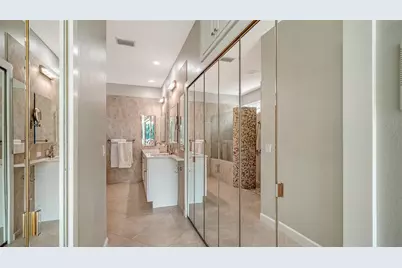 8208 Nice Way, Sarasota, FL 34238 - Photo 34