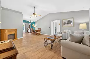 34220 Black Bass Cir, Fruitland Park, FL 34731 - Photo 4