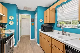 34220 Black Bass Cir, Fruitland Park, FL 34731 - Photo 14