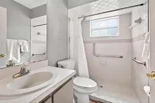 34220 Black Bass Cir, Fruitland Park, FL 34731 - Photo 32