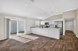 944 Horton Ter, The Villages, FL 32163 - Photo 12