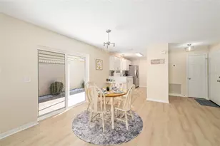 403 Duarte Ln, The Villages, FL 32159 - Photo 8