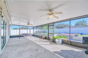 157 Lake Catherine Cir, Groveland, FL 34736 - Photo 32