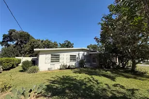 2200 Butler St, Leesburg, FL 34748 - Photo 2