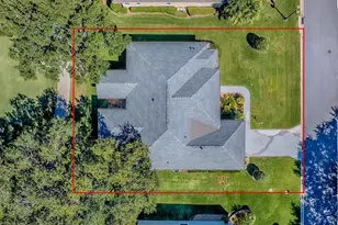 17627 SE 88th Covington Cir, The Villages, FL 32162 - Photo 46