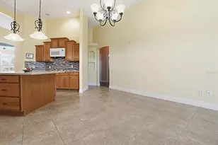 17627 SE 88th Covington Cir, The Villages, FL 32162 - Photo 12