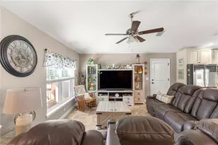 8883 SE 159th Pl, Summerfield, FL 34491 - Photo 20