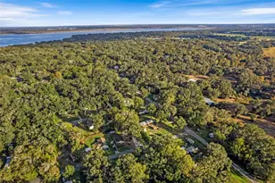 2588 Cr 426E, Lake Panasoffkee, FL 33538 - Photo 36