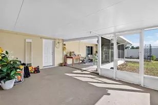 1239 Padgett Cir, Lady Lake, FL 32159 - Photo 20