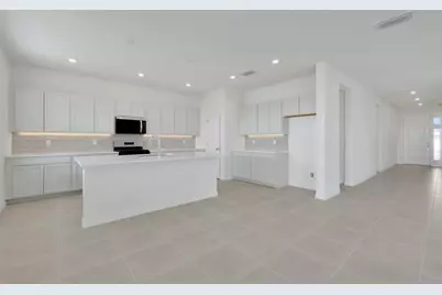 10692 NW Suncrest Loop, Port Saint Lucie, FL 34987 - Photo 22