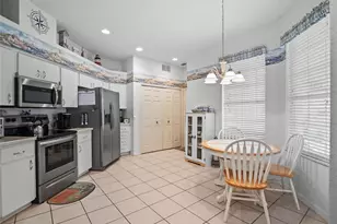 21122 Lionheart Dr, Leesburg, FL 34748 - Photo 14