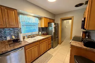 1108 Lee St, Leesburg, FL 34748 - Photo 4