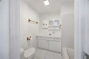 235 Griffin View Dr, Lady Lake, FL 32159 - Photo 14