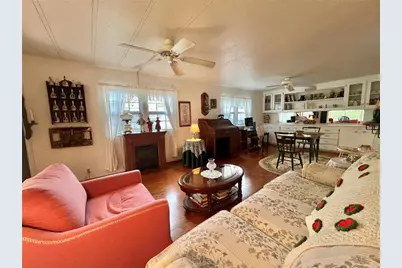 127 Royal Palm Drive, Leesburg, FL 34748 - Photo 10