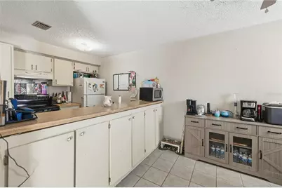 701 Perkins Street #103, Leesburg, FL 34748 - Photo 10