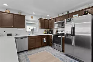 9191 SE 166th Sprung Ln, The Villages, FL 32162 - Photo 18