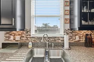 2605 Limerick Cir, Grand Island, FL 32735 - Photo 16