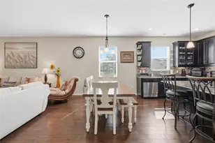 2605 Limerick Cir, Grand Island, FL 32735 - Photo 10