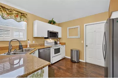 931 Oleander Street, Lady Lake, FL 32159 - Photo 8