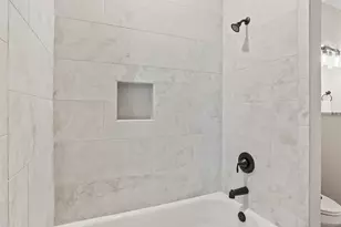 562 Dowling Cir, Lady Lake, FL 32159 - Photo 38