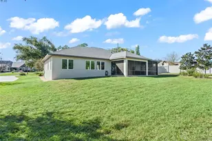 562 Dowling Cir, Lady Lake, FL 32159 - Photo 52