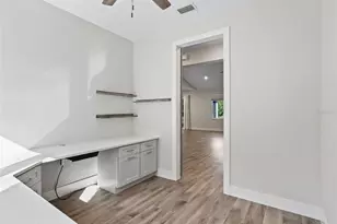 562 Dowling Cir, Lady Lake, FL 32159 - Photo 26