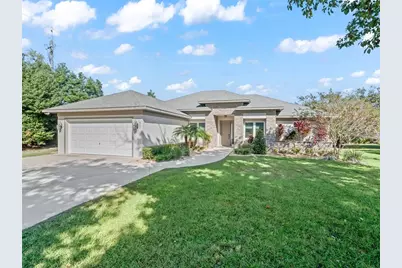 562 Dowling Circle, Lady Lake, FL 32159 - Photo 2