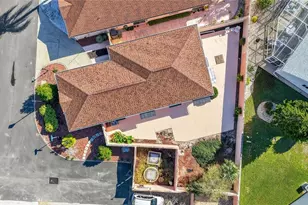 1008 Laredo Ln, The Villages, FL 32159 - Photo 2