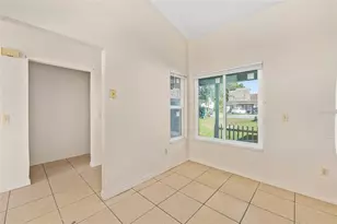 21 Spring Loop Cir, Ocala, FL 34472 - Photo 4