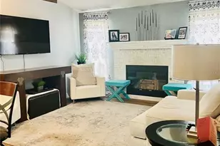 686 Park Valley Cir, Minneola, FL 34715 - Photo 8