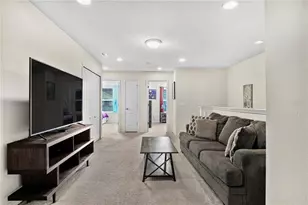 8927 Sydney Ave, Kissimmee, FL 34747 - Photo 30