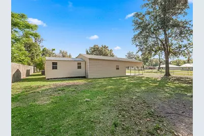 2376 Cr 444, Lake Panasoffkee, FL 33538 - Photo 48