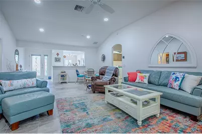 11385 Zimmerman Path, Oxford, FL 34484 - Photo 10