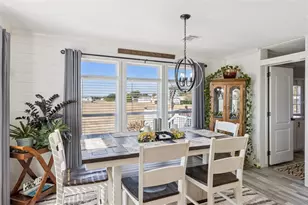 1193 NW 12th Ln, Lake Panasoffkee, FL 33538 - Photo 8