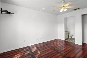 1015 Cr 463B, Lake Panasoffkee, FL 33538 - Photo 38