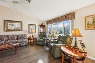 26209 Newcombe Cir, Leesburg, FL 34748 - Photo 4